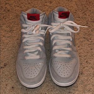 Nike SB "Pee Wee Herman's"